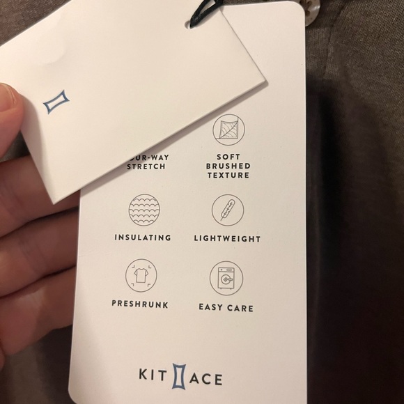 Brand NEW Mens Kit and Ace Upgraded Long Sleeve Henley Medium - Picture 6 of 7